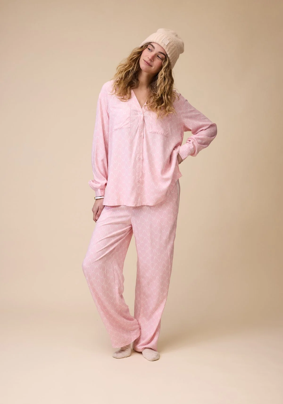 Horseshoe Long Pyjama Set - Pastel Pink - Image 3