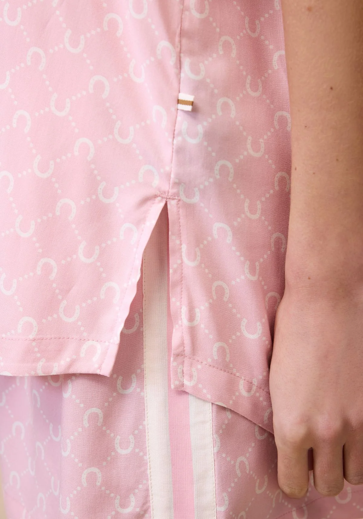 Horseshoe Short Pyjama Set - Pastel Pink - Image 5