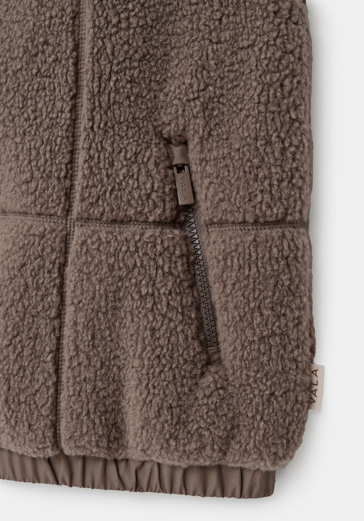 Milla Sherpa Quilted Vest - Taupe - Image 12