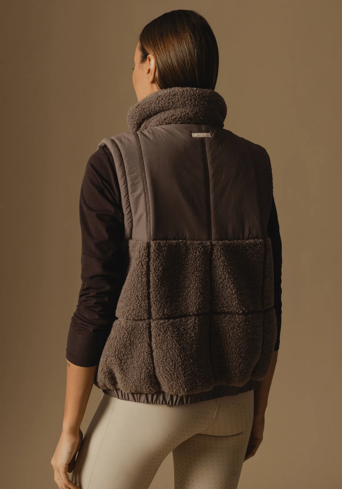 Milla Sherpa Quilted Vest - Taupe - Image 5
