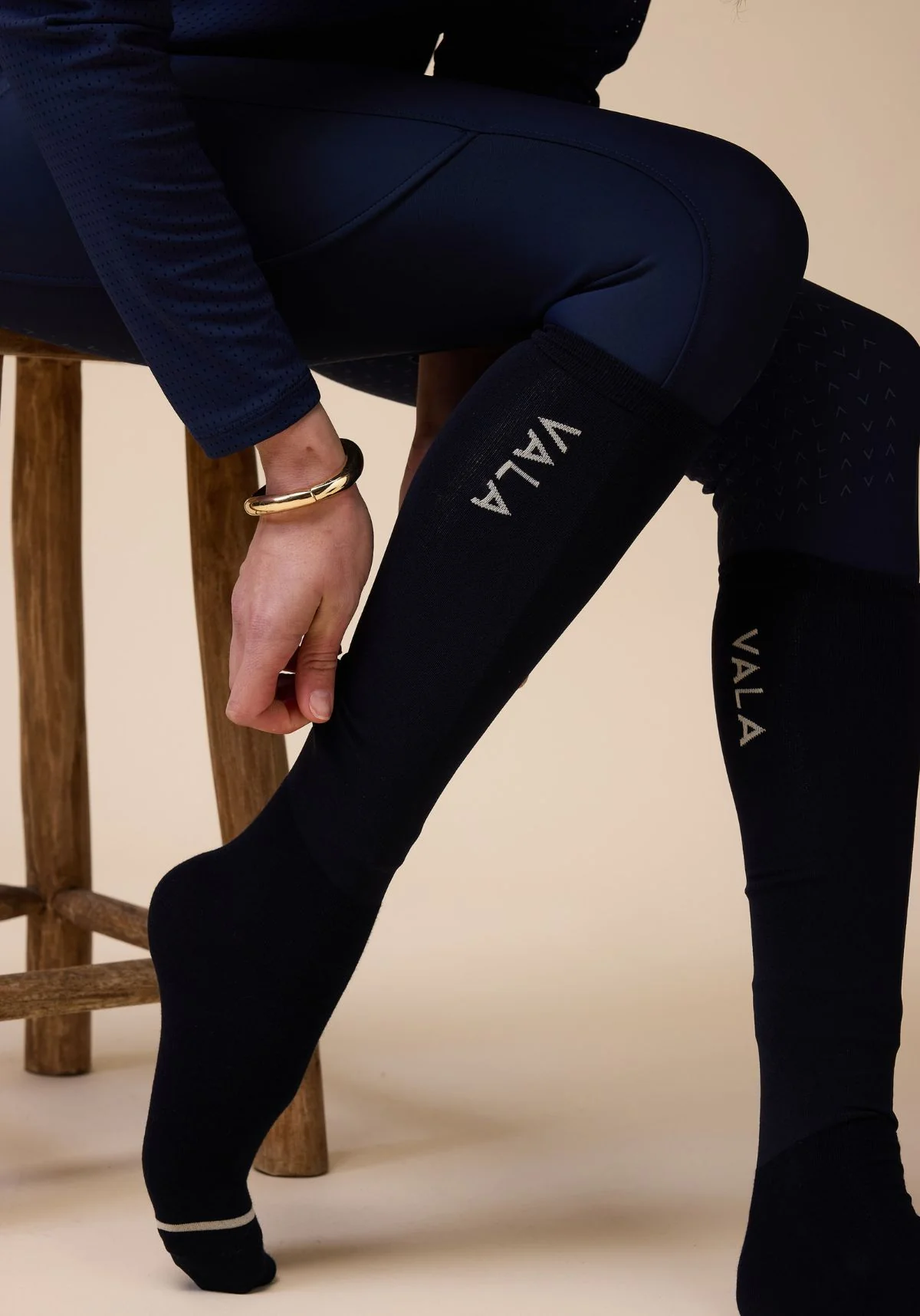 VALA Stride Socks - Navy