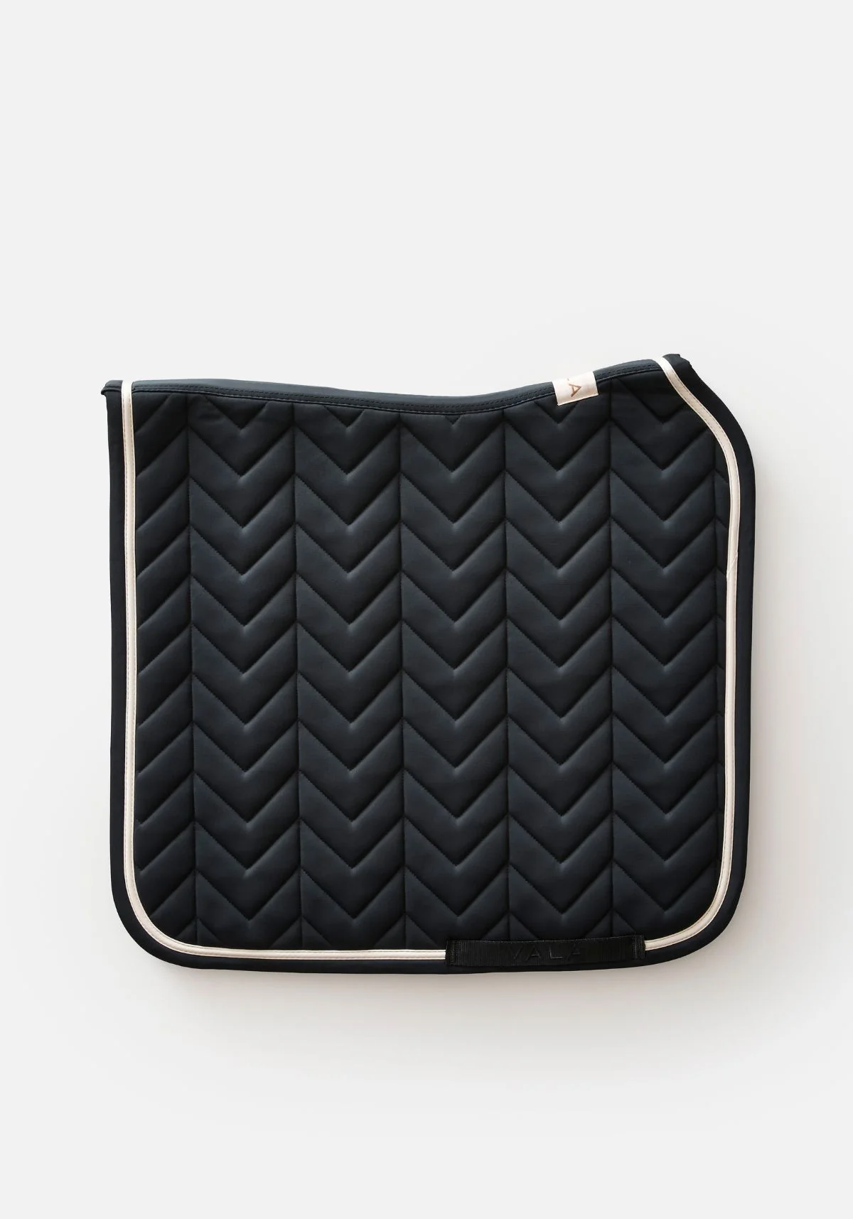 VALA Super Luxe Dressage Saddle Pad - Black - Image 4